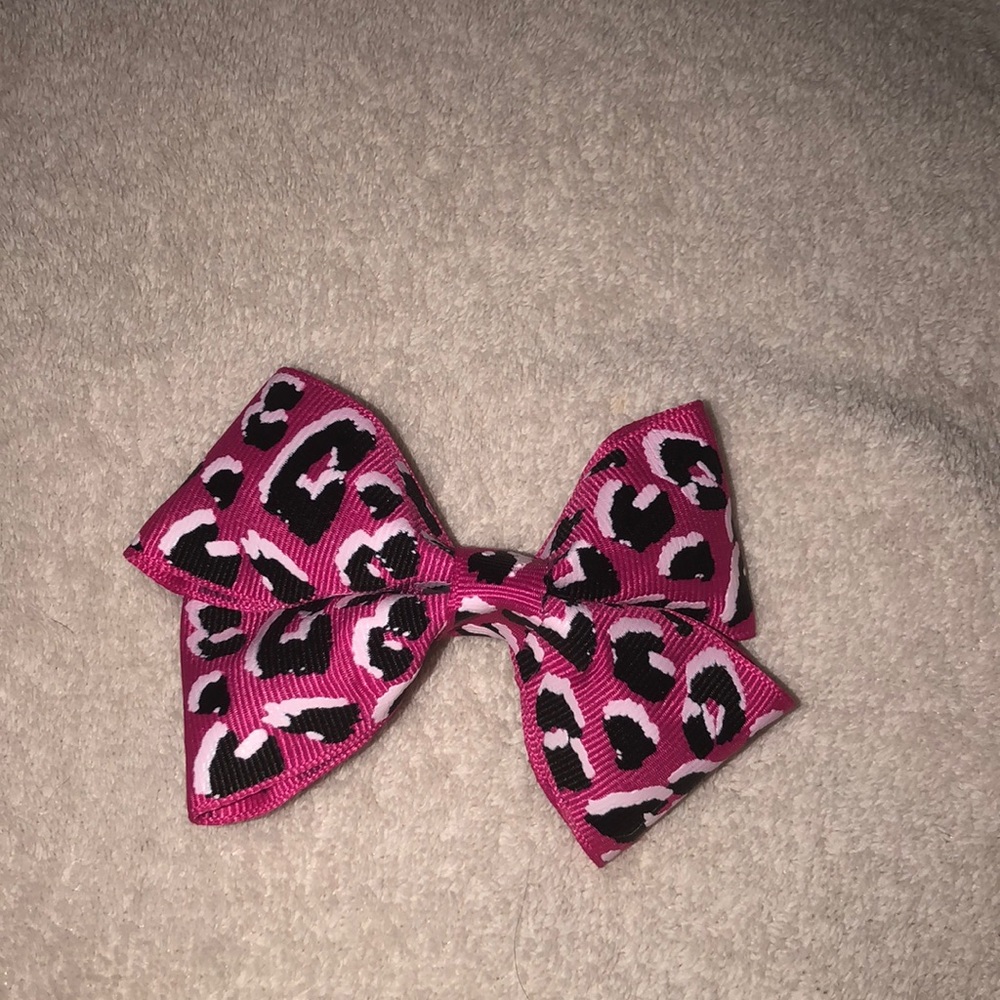 Nicoles Boutique Pink&Black Leopard Print Hairbow